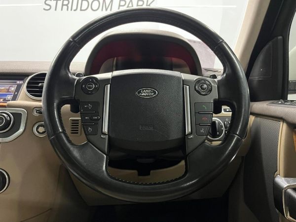 2015-Land-Rover-Discovery-4-30-TD-SD-V6-SE image:15