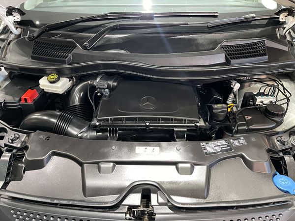 2022-Mercedes-Benz-Vito-116-22-CDI-Tourer-Pro-Auto image:12