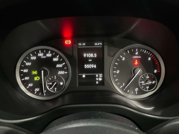 2022-Mercedes-Benz-Vito-116-22-CDI-Tourer-Pro-Auto image:7