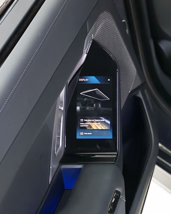 2023-BMW-7-Series-740d-xDrive-M-Sport image:11