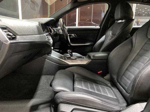 2022-BMW-3-Series-320i-M-Sport image:7