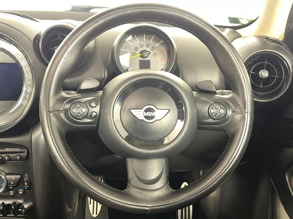 2015-MINI-Paceman-Cooper-S-Auto image:10