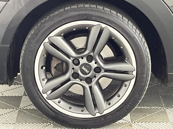 2015-MINI-Paceman-Cooper-S-Auto image:3