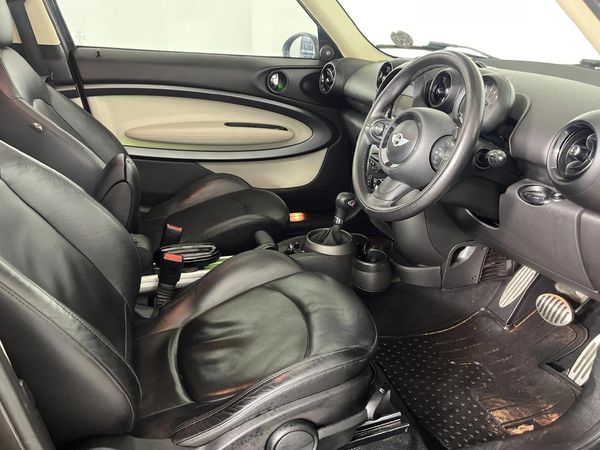 2015-MINI-Paceman-Cooper-S-Auto image:8