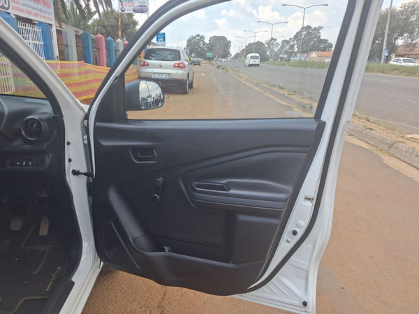 2025-Toyota-Vitz-10-XR image:19