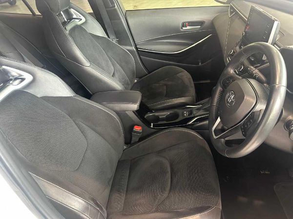 2021-Toyota-Corolla-12T-XR-Auto-5-dr image:5