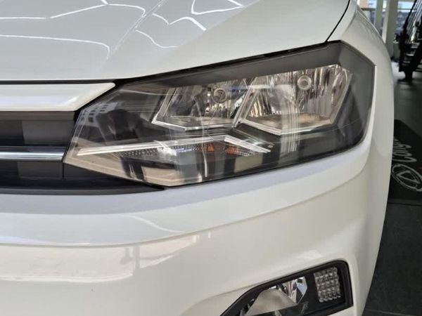 2019-Volkswagen-Polo-10-TSI-Comfortline image:9