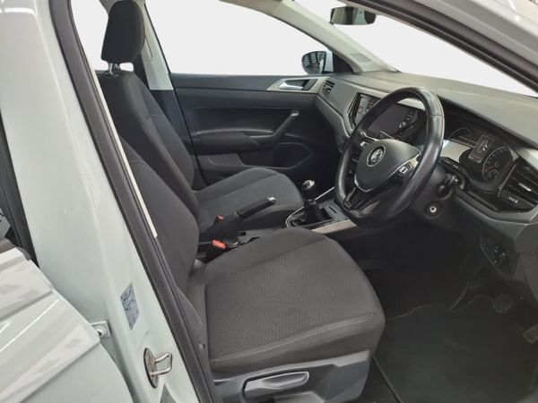 2019-Volkswagen-Polo-10-TSI-Comfortline image:11