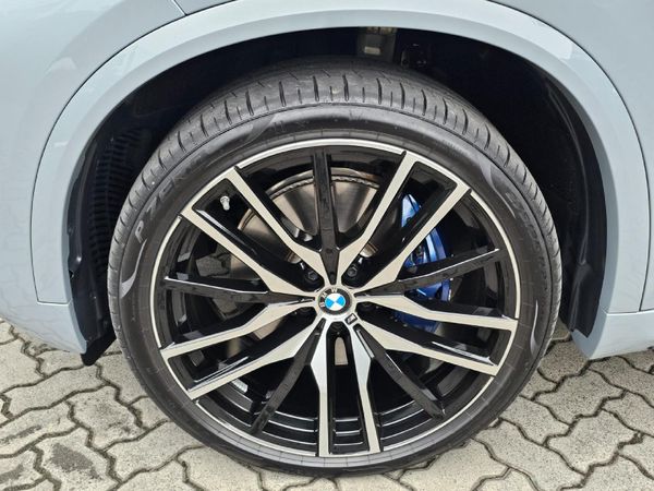 2025-BMW-X5-xDrive30d-M-Sport-Pro image:4