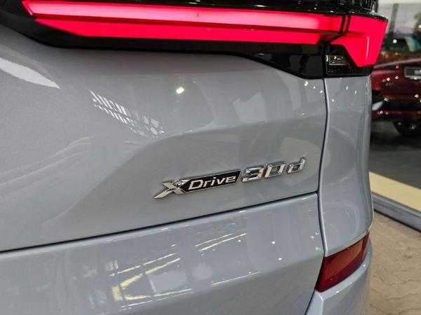 2025-BMW-X5-xDrive30d-M-Sport-Pro image:5