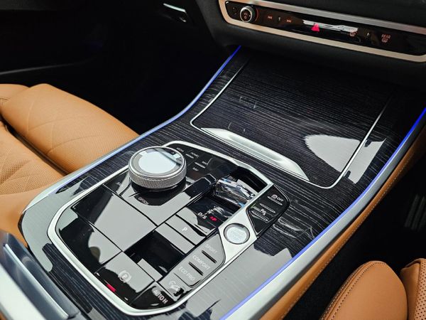 2025-BMW-X5-xDrive30d-M-Sport-Pro image:8