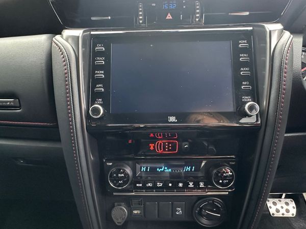 2025-Toyota-Fortuner-28GD-6-4x4-GR-S-Auto image:11