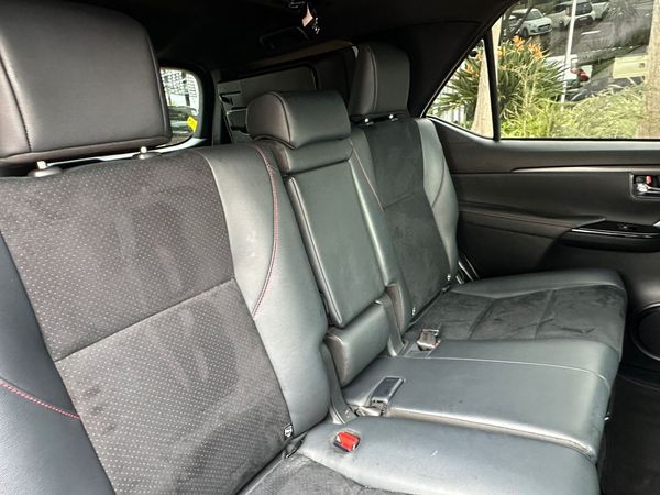 2025-Toyota-Fortuner-28GD-6-4x4-GR-S-Auto image:14