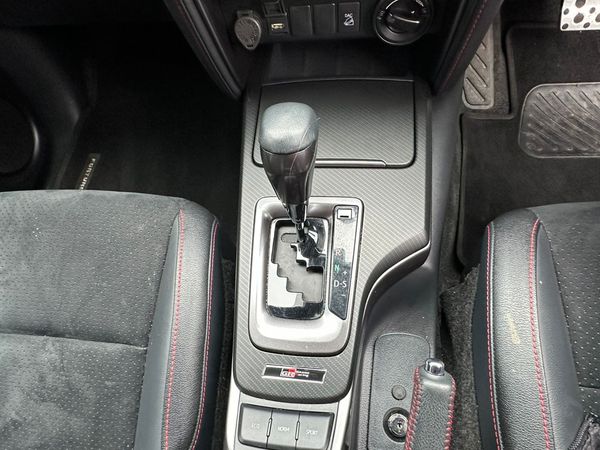 2025-Toyota-Fortuner-28GD-6-4x4-GR-S-Auto image:15
