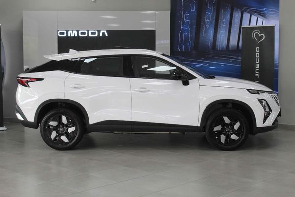 2026-Omoda-C5-15T-SHS-DHT-Auto image:2