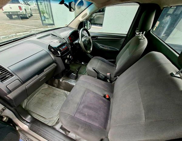 2019-Isuzu-D-Max-250-HO-Fleetside-Safety-Single-Cab image:6