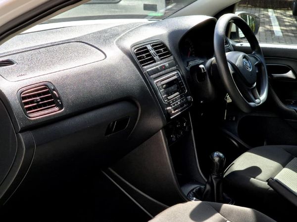2019-Volkswagen-Polo-GP-14-Trendline image:9