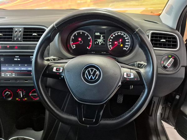 2024-Volkswagen-Polo-Vivo-16-Highline-5-dr image:12