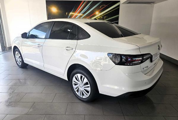 2024-Volkswagen-Polo-16-Classic-Auto image:15