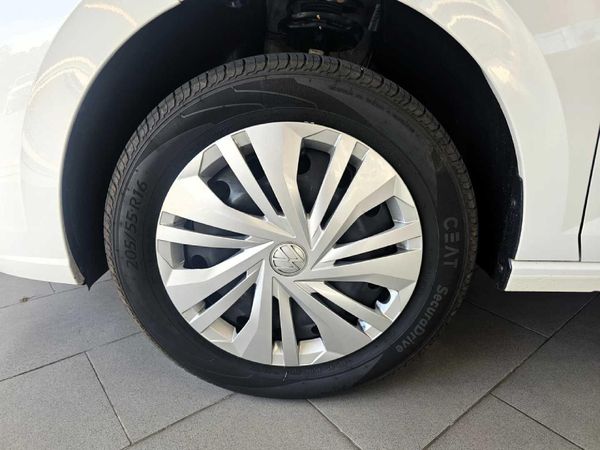 2024-Volkswagen-Polo-16-Classic-Auto image:17