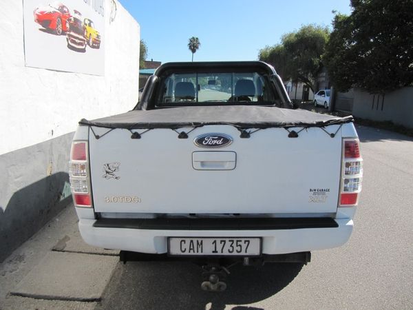2011-Ford-Ranger-30-TDCi-XLT-Hi-Trail-SuperCab-Auto image:4