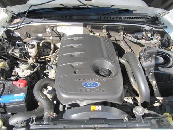 2011-Ford-Ranger-30-TDCi-XLT-Hi-Trail-SuperCab-Auto image:8