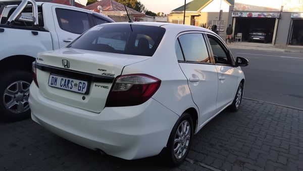 2016-Honda-Brio-12-Comfort-Auto image:13