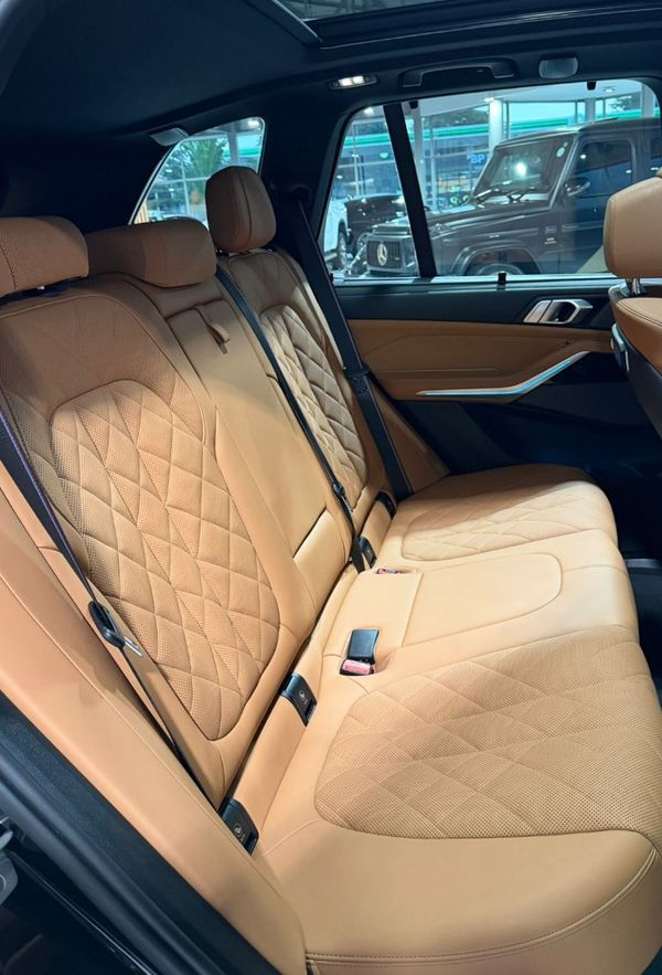 2025-BMW-X5-xDrive30d-M-Sport-Pro image:4