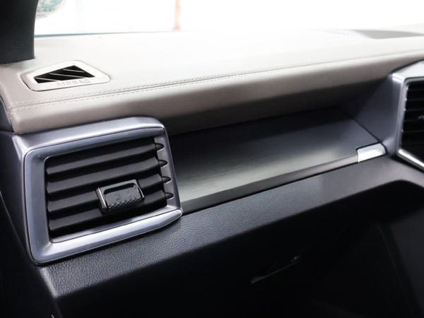 2024-Volkswagen-Amarok-30-TDI-V6-184kW-4Motion-Aventura-Auto-Double-Cab image:15