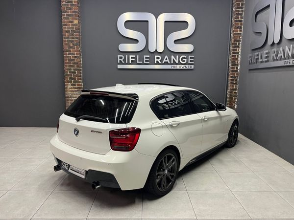 2014-BMW-1-Series-M135i-5-dr-Auto image:5