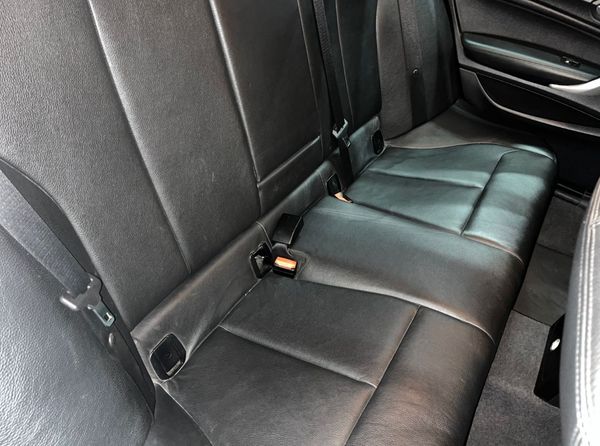 2014-BMW-1-Series-M135i-5-dr-Auto image:8