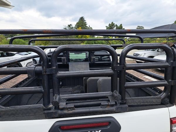 2024-Toyota-Hilux-28-GD-6-RB-Legend-4x4-Double-Cab-Auto-mHev image:17