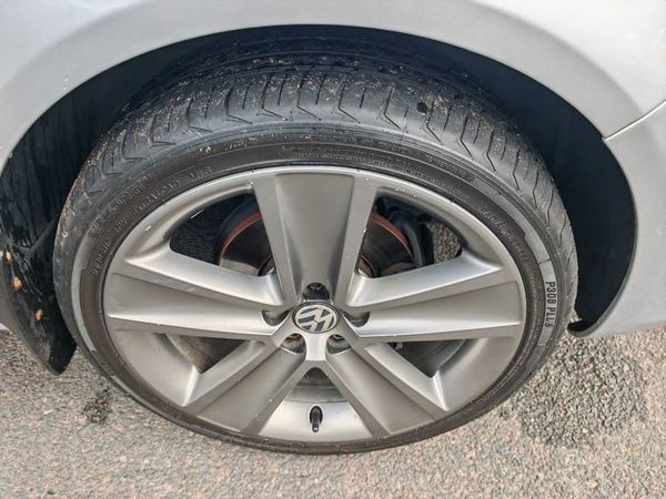 2014-Volkswagen-Polo-Vivo-GP-16-Maxx-5-dr image:13