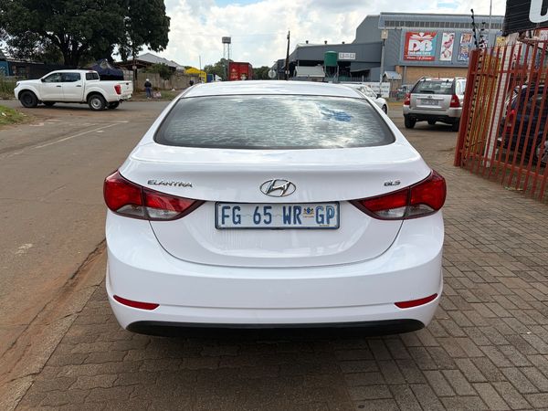 2016-Hyundai-Elantra-16-Premium image:1