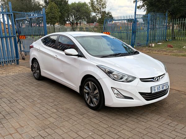 2016-Hyundai-Elantra-16-Premium image:5