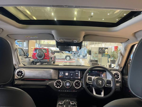 2026-GWM-Tank-300-24TD-Super-Luxury-4x4-Auto image:27