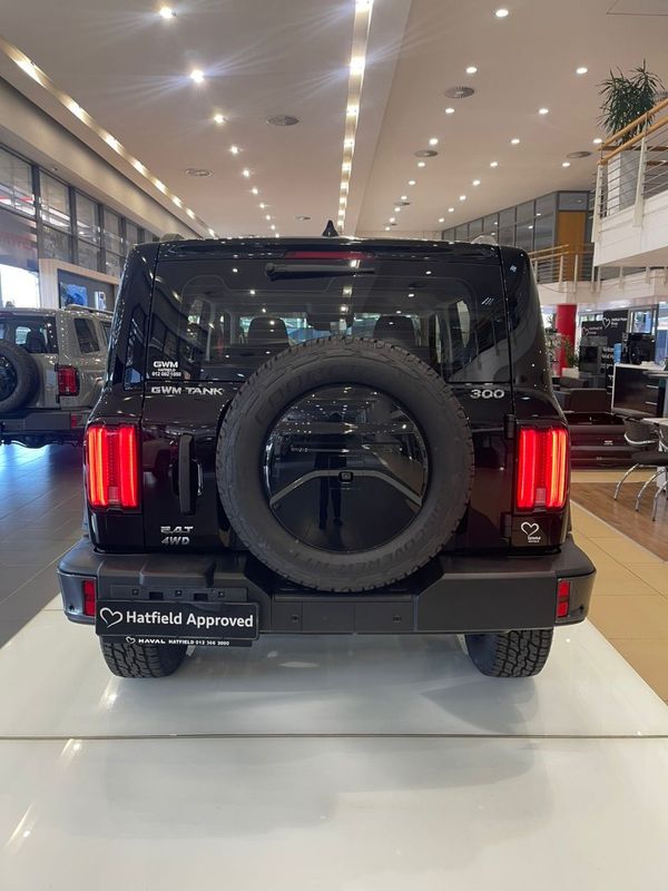 2026-GWM-Tank-300-24TD-Super-Luxury-4x4-Auto image:3