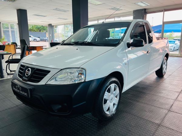 2023-Nissan-NP200-16-AC-Safety-Pack image:3