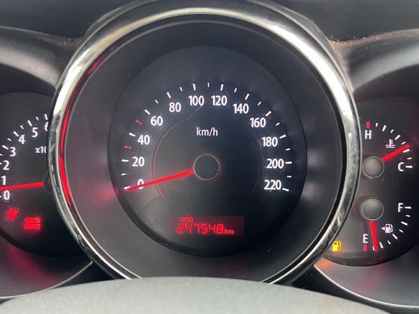 2010-Kia-Soul-16-High image:9