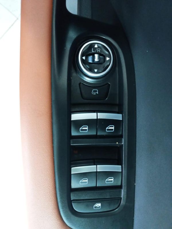 2022-Chery-Tiggo-8-Pro-16-TDGi-Executive-DCT image:21