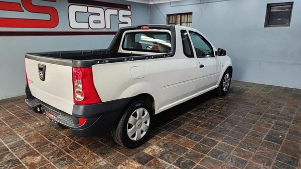 2019-Nissan-NP200-16 image:3