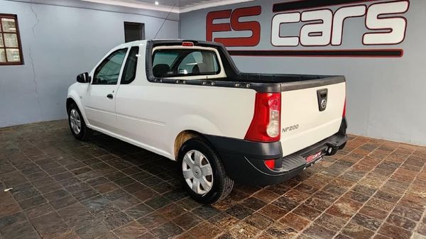 2019-Nissan-NP200-16 image:5