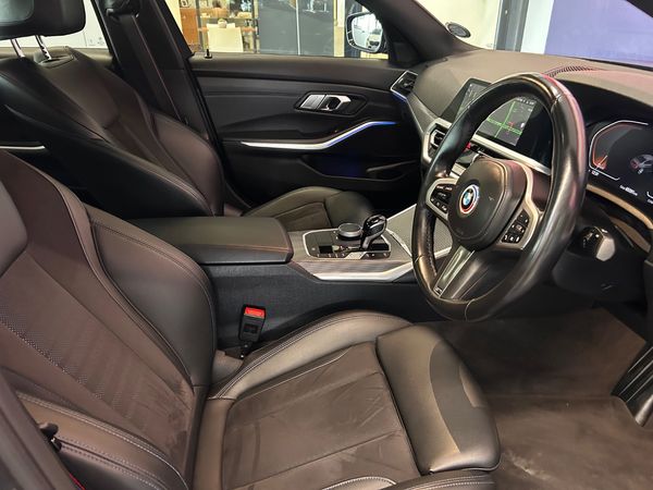 2022-BMW-3-Series-320d-M-Mzansi-Edition-Auto-g20 image:13