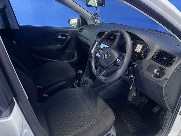 2024-Volkswagen-Polo-Vivo-14-Trendline-5-dr image:11