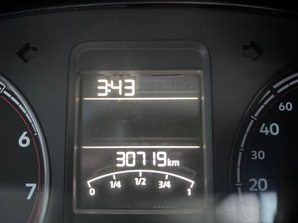 2024-Volkswagen-Polo-Vivo-14-Trendline-5-dr image:15