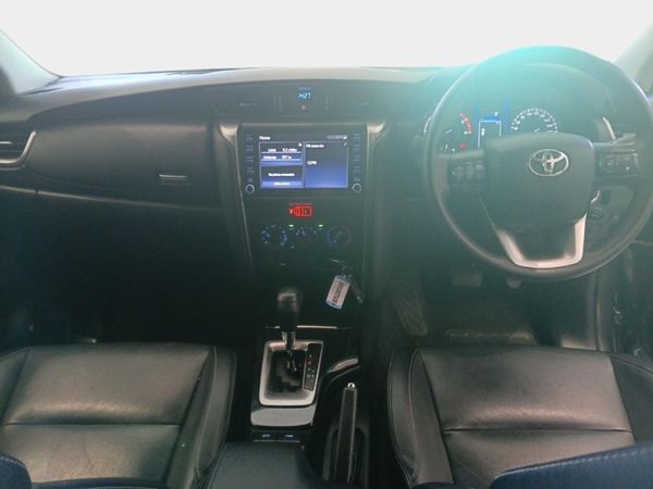 2023-Toyota-Fortuner-24-GD-6-Raised-Body-Auto image:10