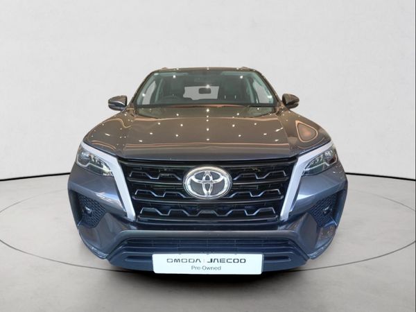 2023-Toyota-Fortuner-24-GD-6-Raised-Body-Auto image:1
