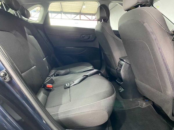 2024-Hyundai-i20-12-Fluid image:9