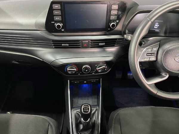2024-Hyundai-i20-12-Fluid image:17