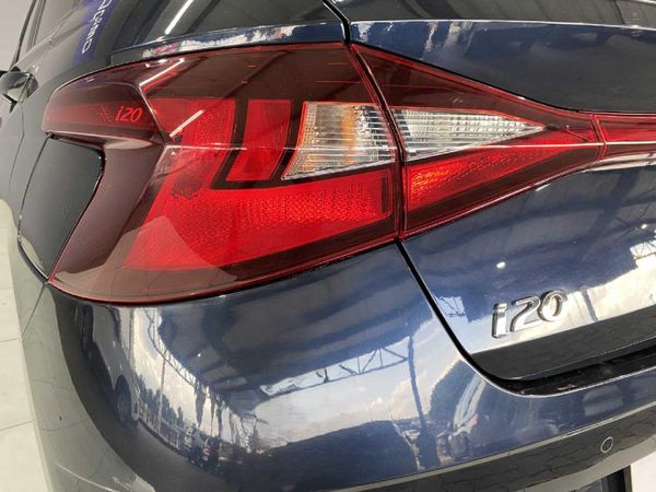 2024-Hyundai-i20-12-Fluid image:19